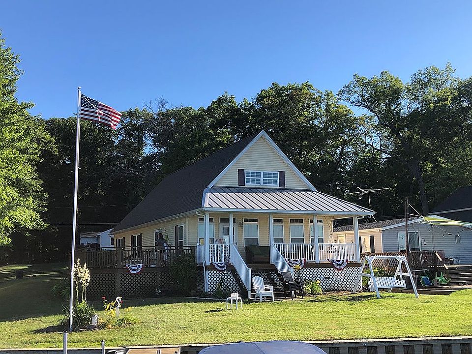 1st image of 1591 E Clearwater St