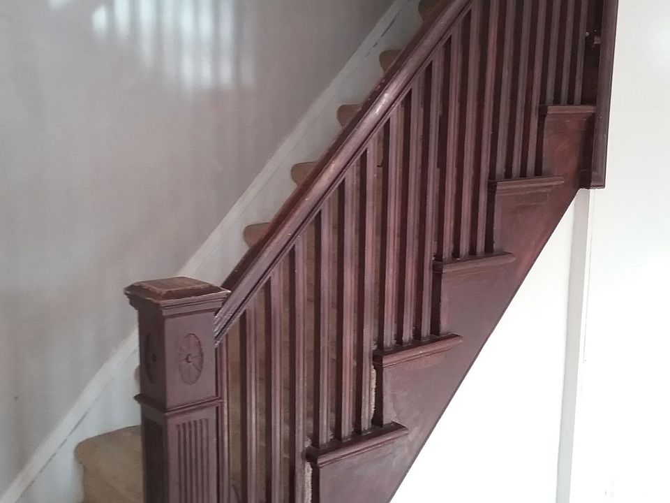 2nd image of 11 Institute Ln