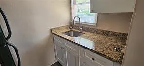 609 SW 4th Ave #2 — Photo 15