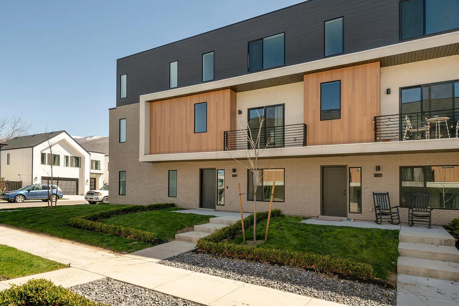 2 bed, 1706 sqft, $2,395 — Photo 1