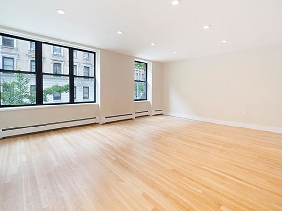 3rd image of 317 W 95th St #E2