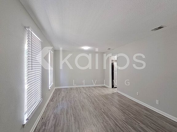 2nd image of 5617 Vista Bonita Dr S