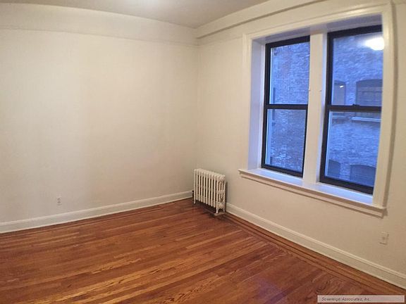 2nd image of 515 W 110th St APT 4D