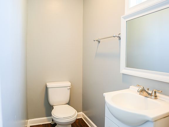 2nd image of 608 E 29th St