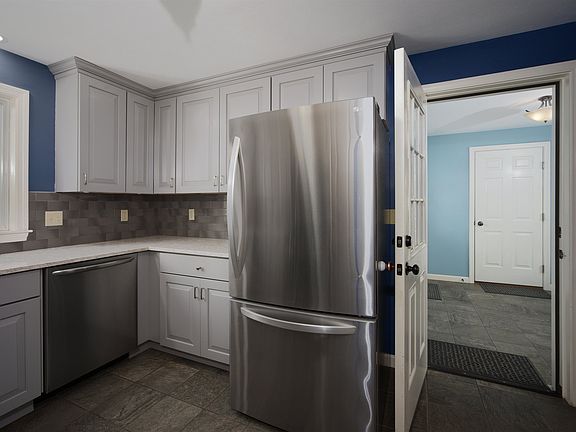 5th image of 7 Cinnamon Ridge Road