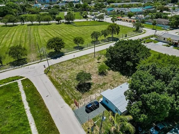 181XX SW 102nd Ave, Miami, FL 33157