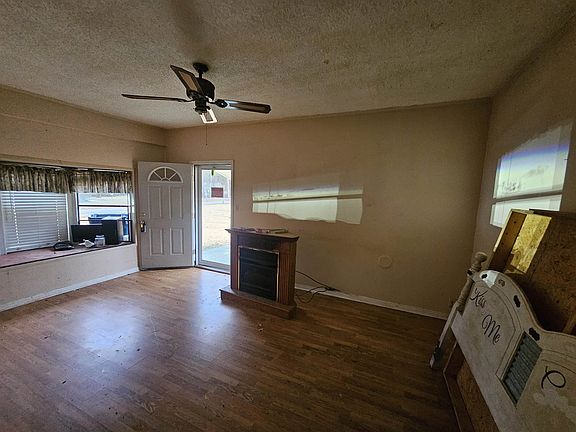 2nd image of 2035 Kirkland Ave