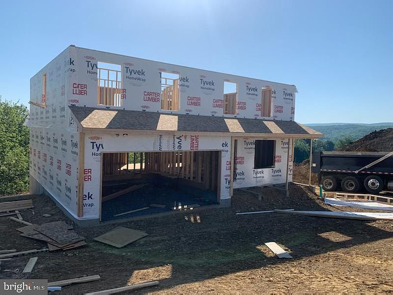 2nd image of 9 Ridge Vista Dr