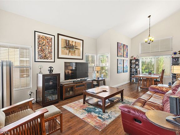 2nd image of 8425 Luna Bay Ln