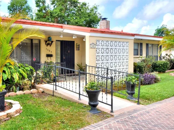 1407 Easton Dr, Lakeland, FL 33803