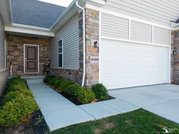 4165 Plum Village Ct, Monroe, MI 48161