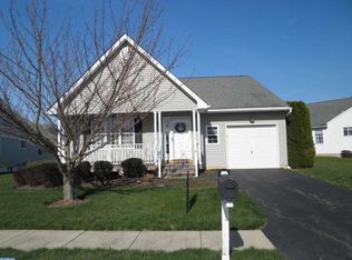 759 W Glenview Dr, West Grove, PA 19390