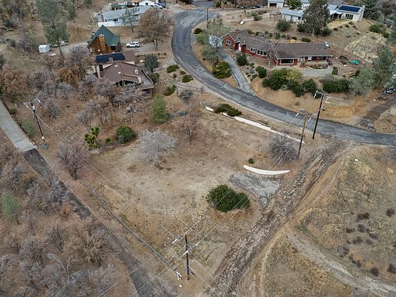 5th image of 131 Panorama Dr