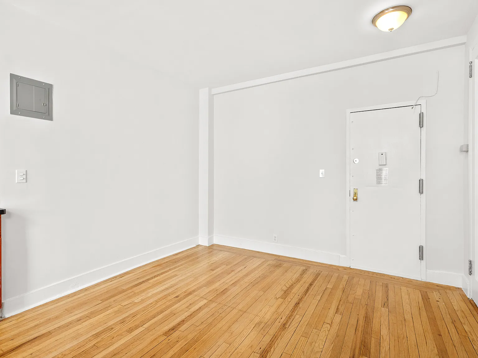 245 West 75th Street — Photo 4