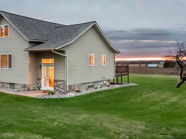 138256 Woodland Dr, Marathon, WI 54448