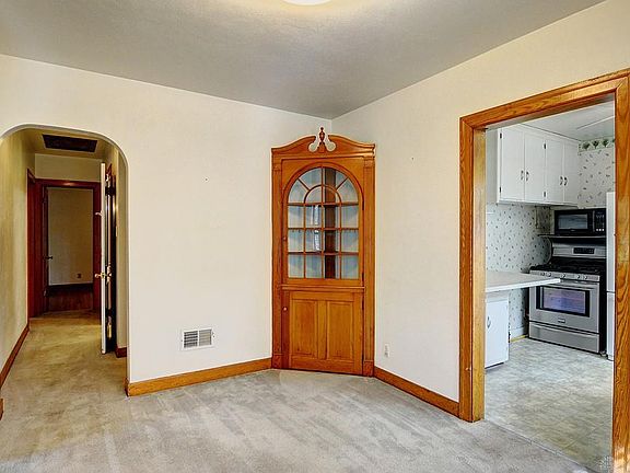 5th image of 4301 Central Ave
