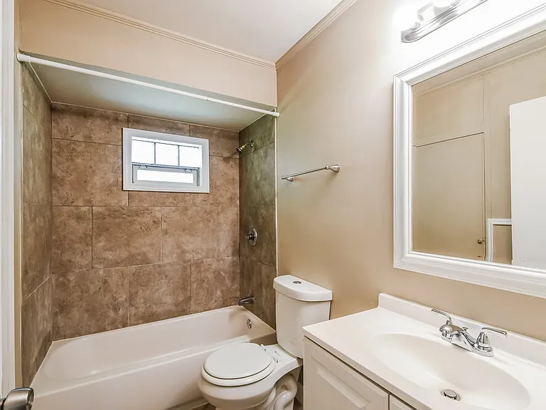 933 Lebon Dr — Photo 10