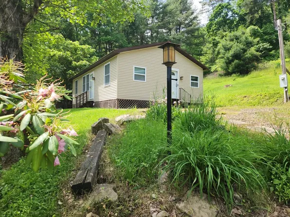 136 Scotch Pine Rd, Tidioute, PA 16351