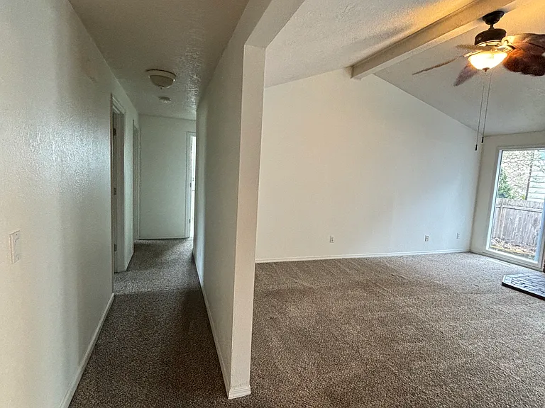 5328 Lone Fir Ave SE — Photo 4