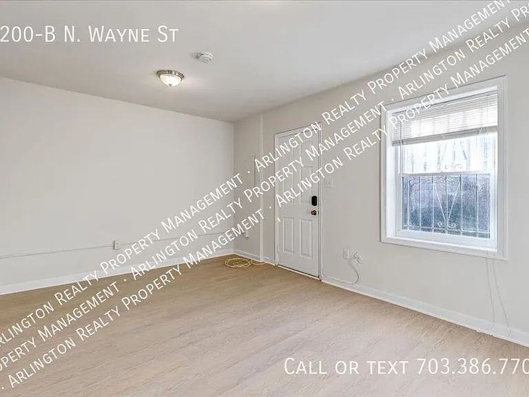 1200B N Wayne St — Photo 14