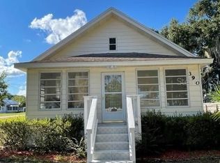 390 Mebane St, Umatilla, FL 32784