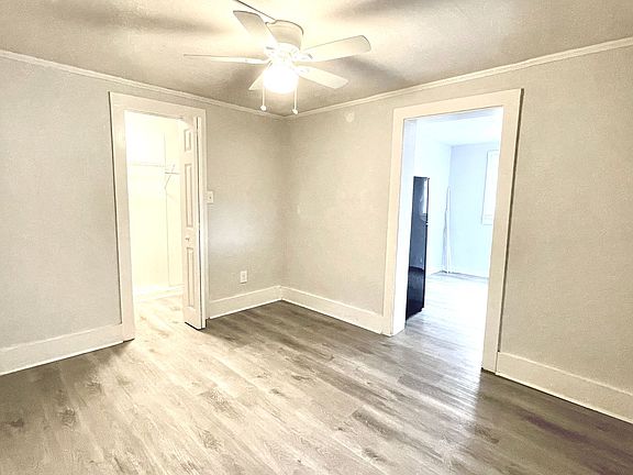 5th image of 7707 N Huntley Ave #233