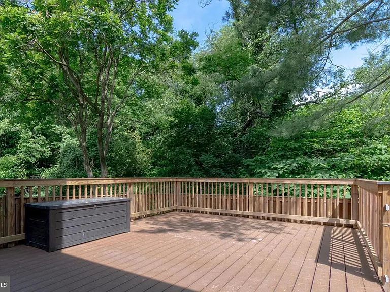 6120 Old Brentford Ct — Photo 45
