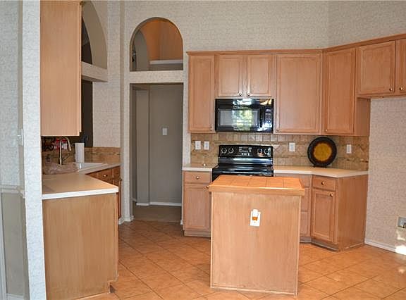 5th image of 7104 Old Mill Dr