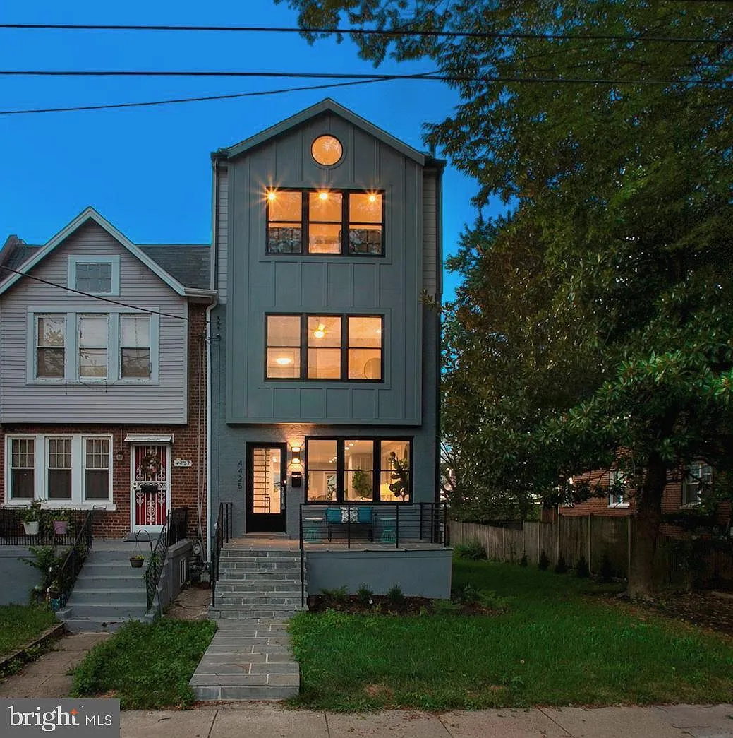 4425 Harrison St NW photo 1