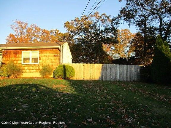 3rd image of 1149 Eugene Dr