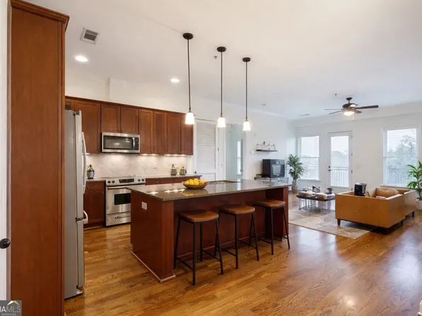 360 Chambers St Unit 208, Woodstock, GA 30188