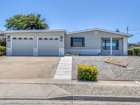 3052 Eddy Cir #3052, Marina, CA 93933