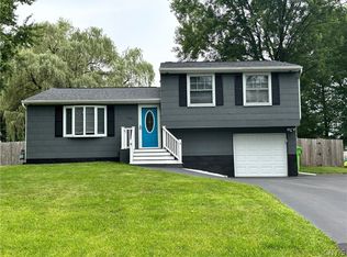2289 Crego St, Baldwinsville, NY 13027