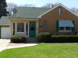 3562 22nd Ave, Kenosha, WI 53140