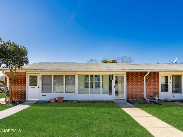 1145B Argyll Circle #B, Lakewood, NJ 08701