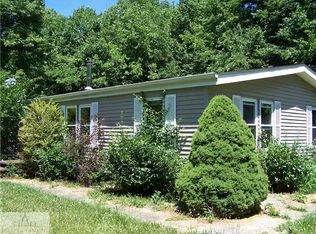 11529 Vfw Rd, Eaton Rapids, MI 48827