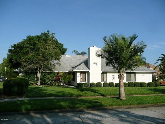 4th image of 1750 Echo Dr