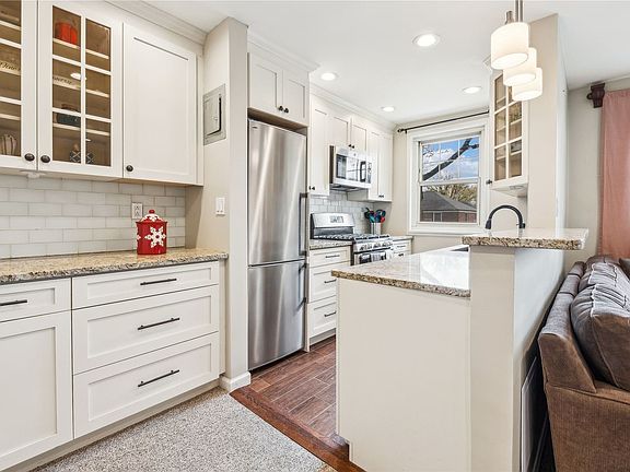 3rd image of 251-53 61st Ave #712