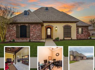 119 Diamond Creek Dr, Broussard, LA 70518