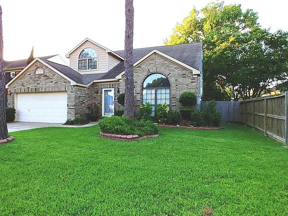 2nd image of 2032 Spinnaker Dr