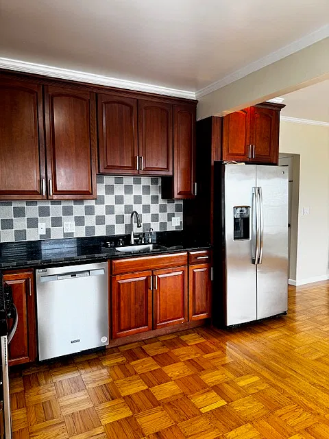 3 bed, 1.5 bath, 1200 sqft, $4,350 — Photo 2
