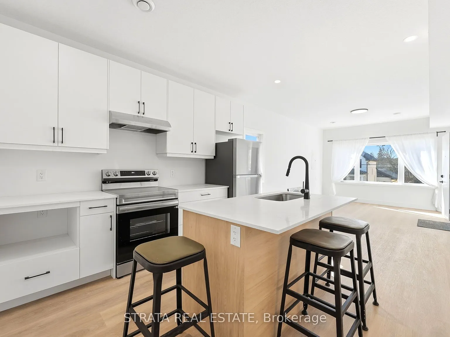 2 bed, $1,750 — Photo 3