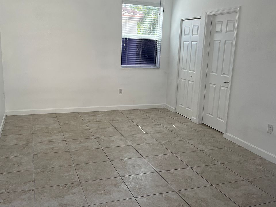 2nd image of 9430 SW 171st Ct