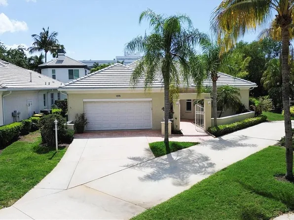 1225 Holly Fern Ln, Sarasota, FL 34239
