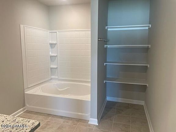 4th image of 102 Abbeywood Ct