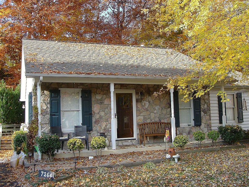 7264 Linden Tree Lane in the fall