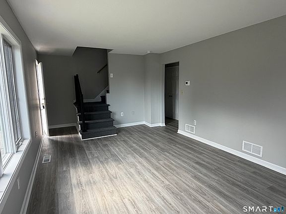3rd image of 1474 Highland Ave #1