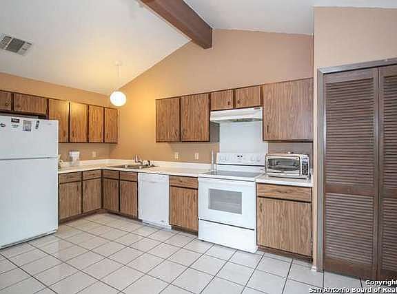 4th image of 271 Meadow Bend Dr