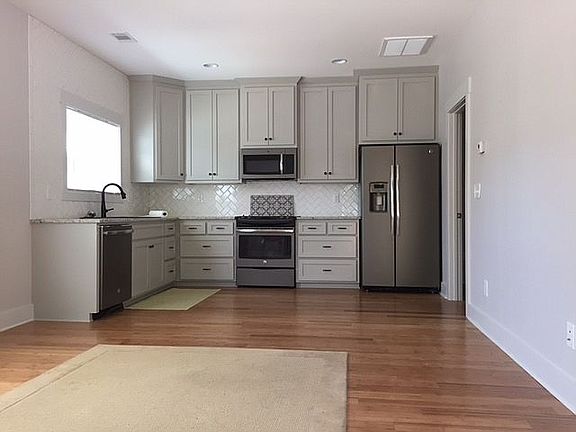 2nd image of 4302 Hillsboro Dr