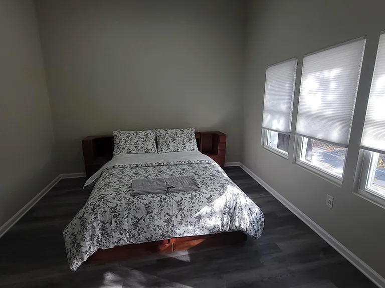 1221 E Lincoln Ave #A — Photo 8